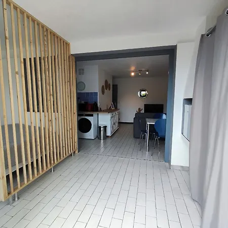 Apartment 4 Pers. Avec Piscine, Tennis Et Parking Prive A 500m De La Plage, - Fr-1-776-92 *